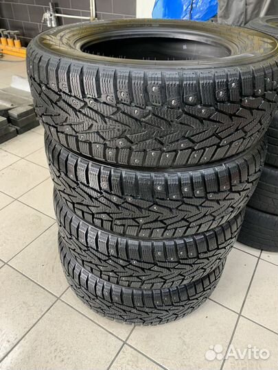 Nordman 7 215/65 R16 102T