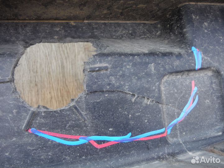 Воздуховод передний №60 BMW X5 (F15) 2016