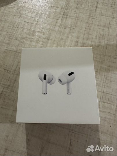 Коробка от airpods pro