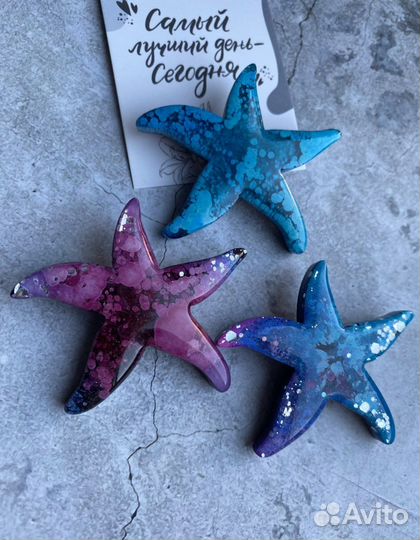 Брошь из эпоксидной смолы