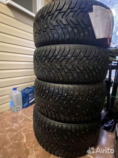 Nokian Tyres Hakkapeliitta 8 255/35 R20