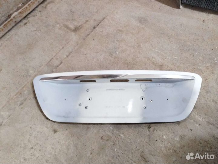 Рамка заднего номера W220