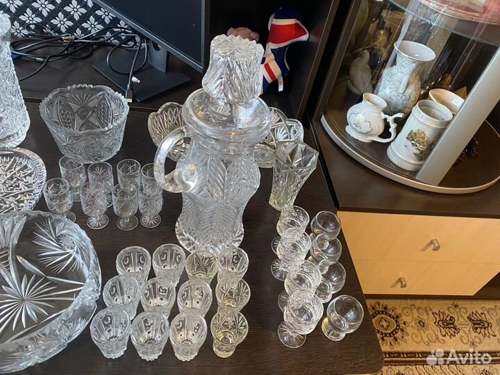 Хрустальные вазы, конфетницы, фужеры