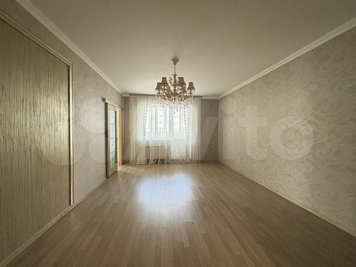 2-к. квартира, 92 м², 3/9 эт.