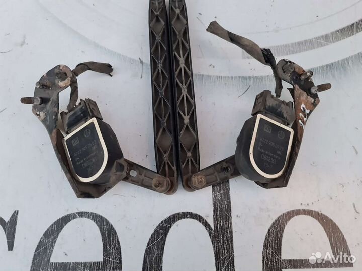 Датчик уровня кузова Mercedes W222