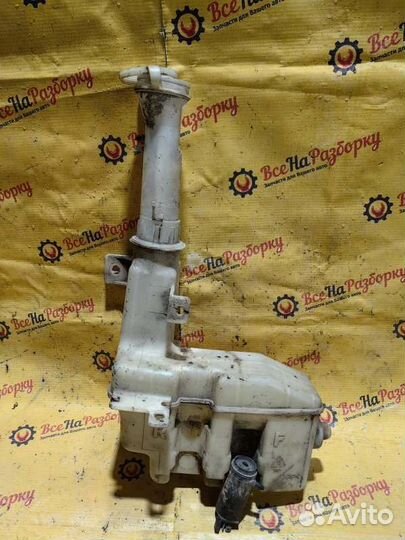 Бачок омывателя Mazda 323 Familia BJ BJ3P 2001