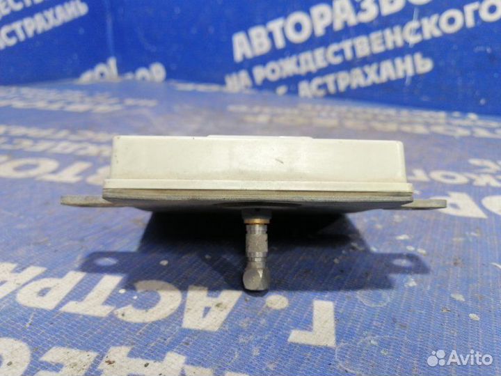 Усилитель антенны Bmw E53 кроссовер 2004