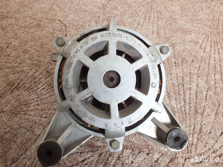 Двигатель стиральной машины 4аут80в2/16ухл4