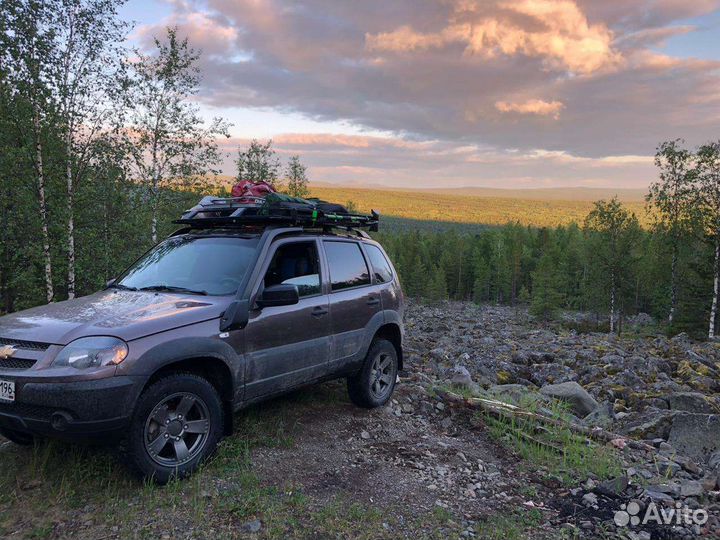 Экспедиционный багажник на Ниву Шевроле и другие а