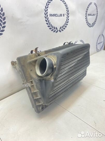 Корпус воздушного фильтра Opel Vectra B универсал