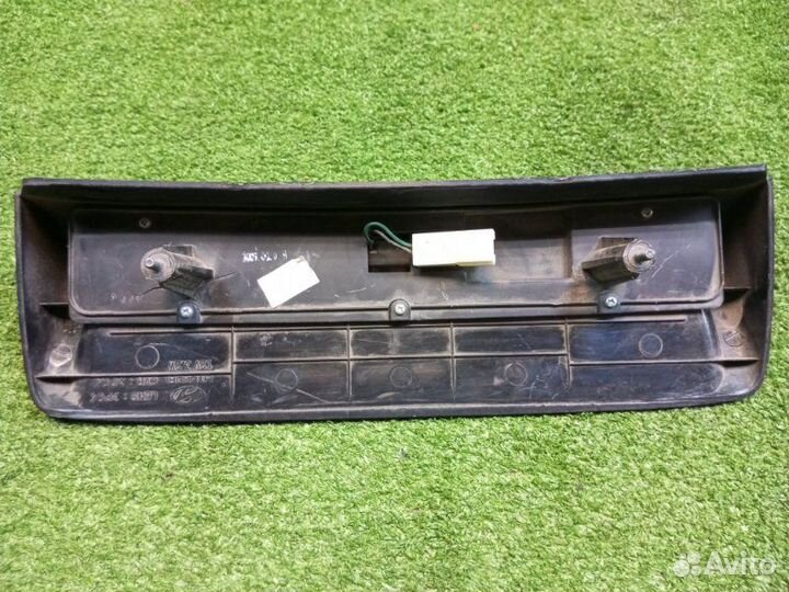 Фонарь задний (стоп сигнал) Hyundai Sonata EF 2001