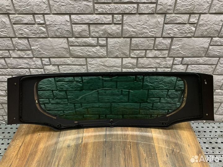 Opel zafira C Стекло двери багажника