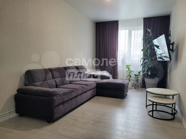 2-к. квартира, 58 м², 2/9 эт.