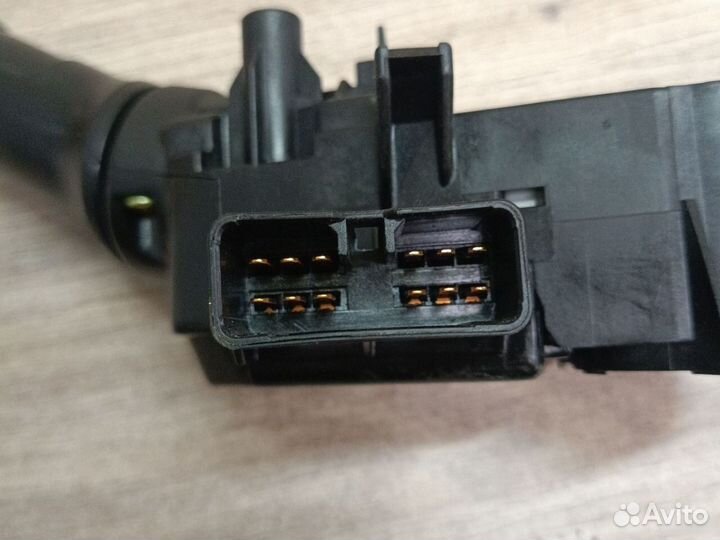 Подрулевой переключатель поворотов Hyundai Solaris