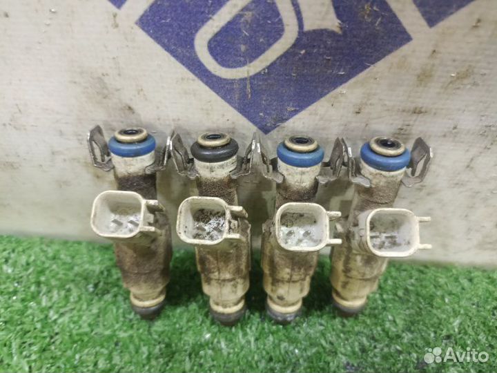 Форсунка Ford C-Max универсал 1.8 csdb 2003