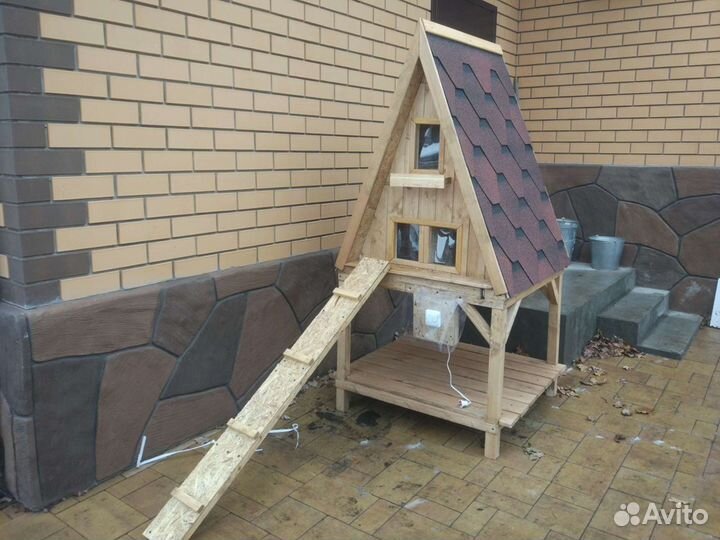 Будка. Домик для кошки