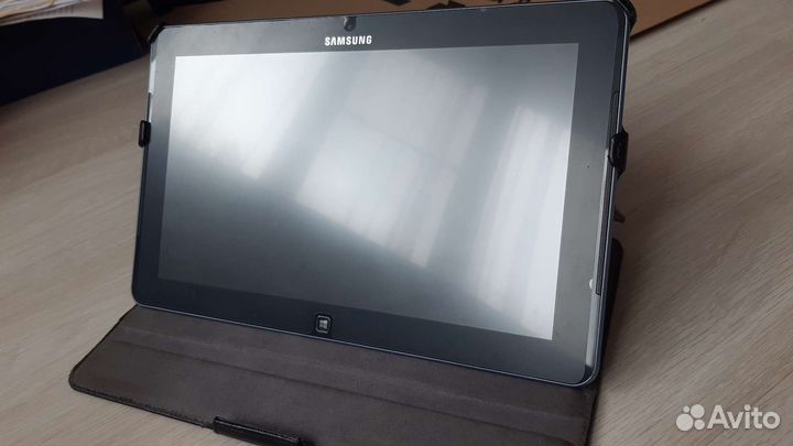 Планшет samsung XE 500T1C