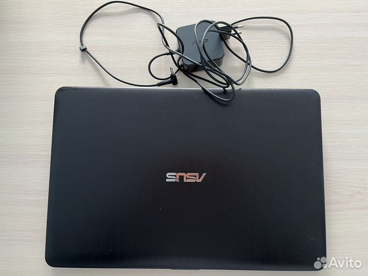 Ноутбук Asus X540YA