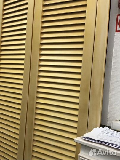 Жалюзийные двери для гардеробных, шкафов (массив)