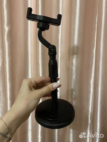 Штатив для телефона на подставке