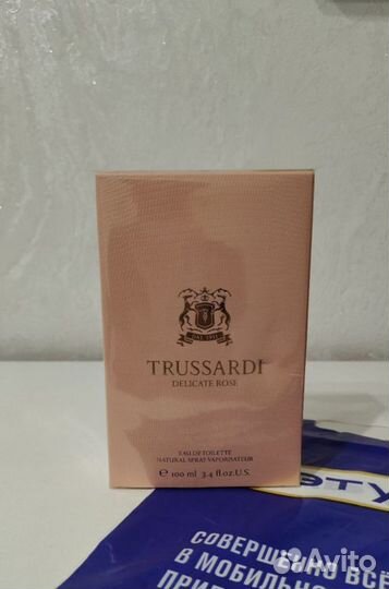 Trussardi delicate rose 100мл туалетная вода