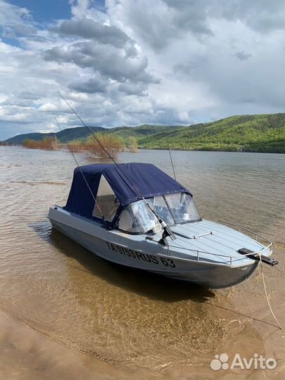 Прогулки, аренда, прокат катера с капитаном