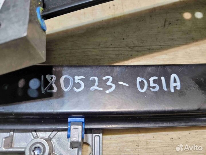 Стеклоподъемник передний правый Bentley Continenta