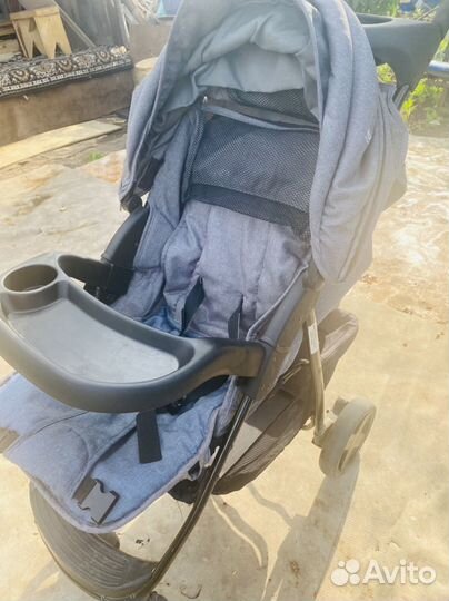 Прогулочная коляска