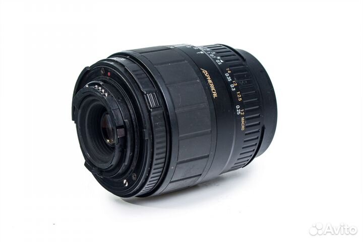 Sigma zoom 28-80mm f3.5-5.6 Macro для Nikon