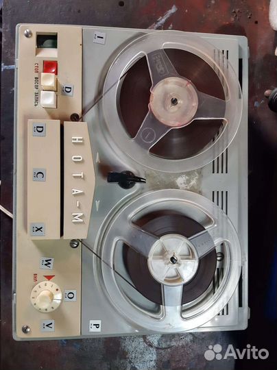 Бабинный магнитофон