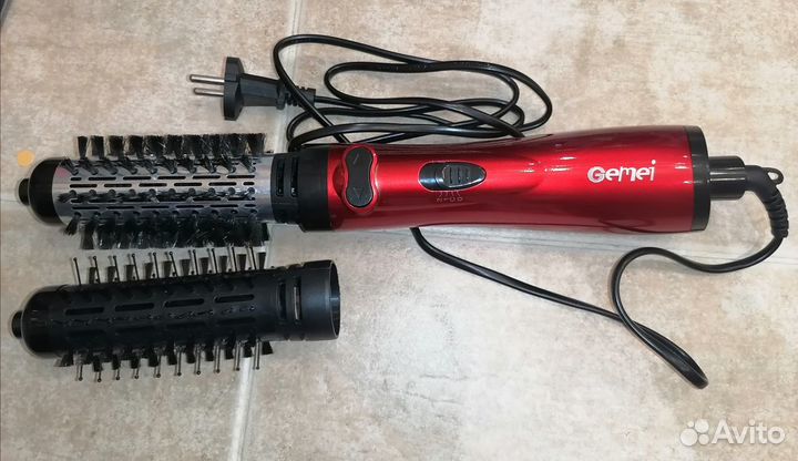 Фен-щётка для волос