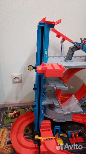 Hot wheels трек акула