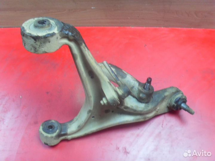 Рычаг передний нижний 25862781 Cadillac SRX