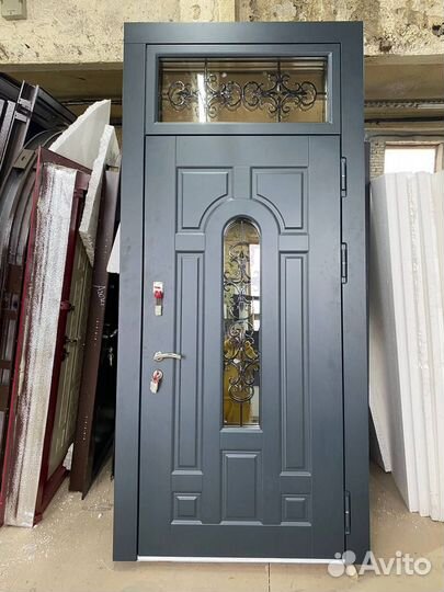 Входная дверь