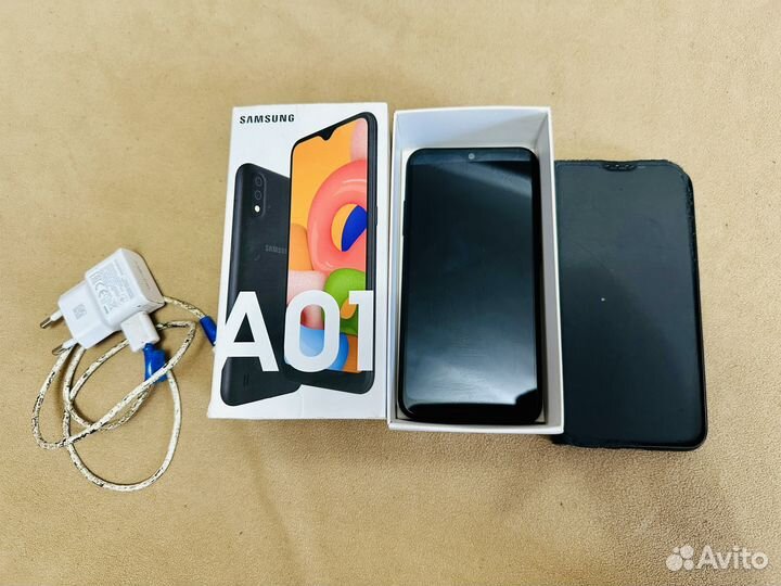 Samsung Galaxy A01, 2/16 ГБ