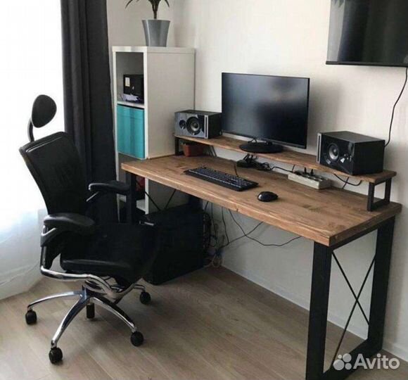 Компьютерный стол большой лофт