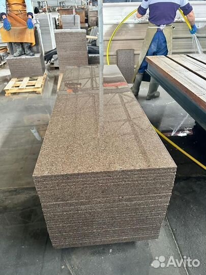 Гранитная плита, Куртинский гранит