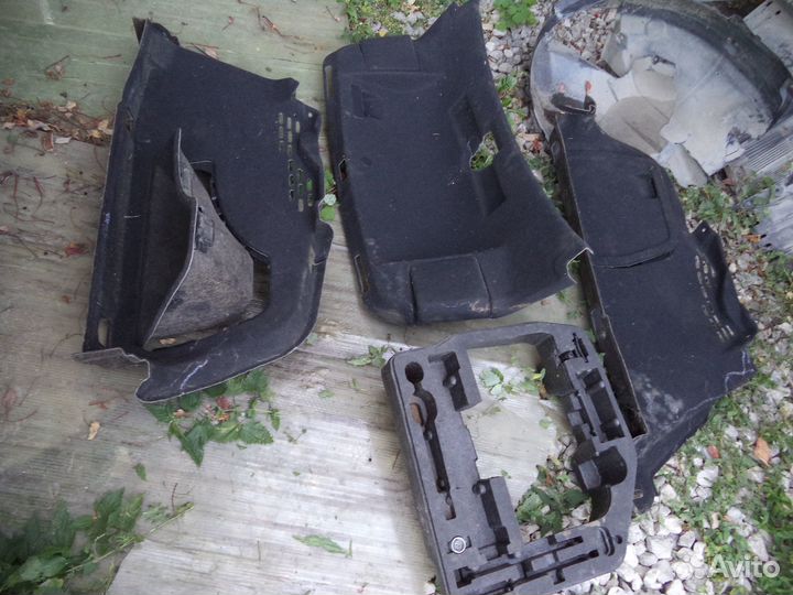 Обшивка багажника audi a4 б8