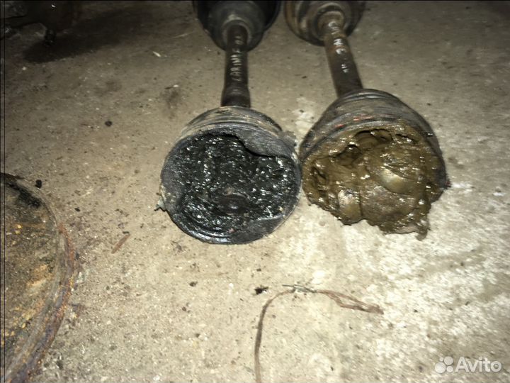 Полуось левая Toyota Carina E Тойота Карина Е