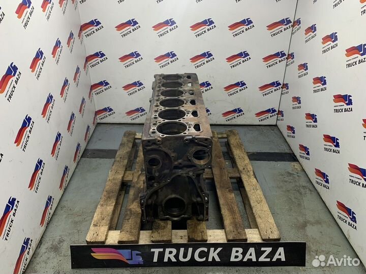 Блок цилиндров двигателя