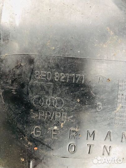 Локер Передний левый Audi A4 B6