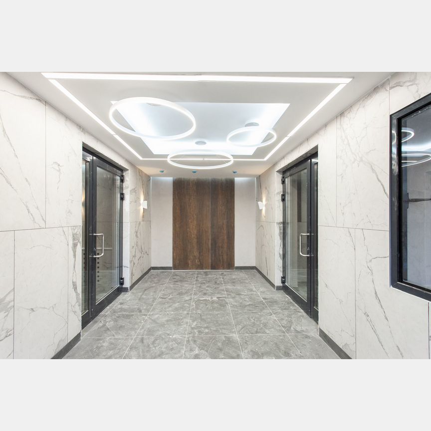 1-к. квартира, 42 м², 9/18 эт.