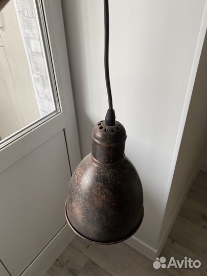 Лампа потолочная