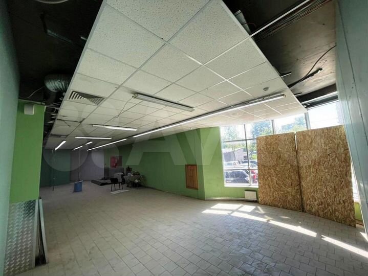 Сдам торговое помещение, 97 м²