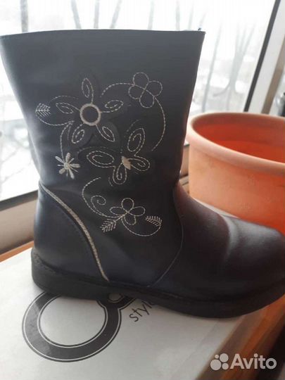 Сапожки для девочки 28р