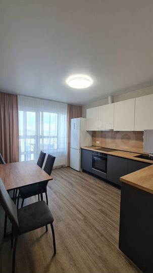 2-к. квартира, 65 м², 17/17 эт.