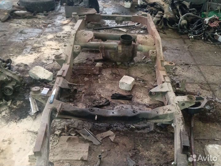 Рама безномерная mitsubishi pajero 2