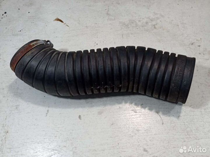 Гофра воздушного фильтра Audi А6 С4