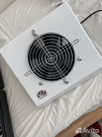 Пылесос для маникюра CH65w-400