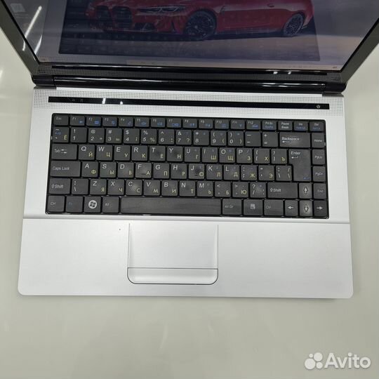 ICL SI142 P6200/4GB/250GB/Intel HD